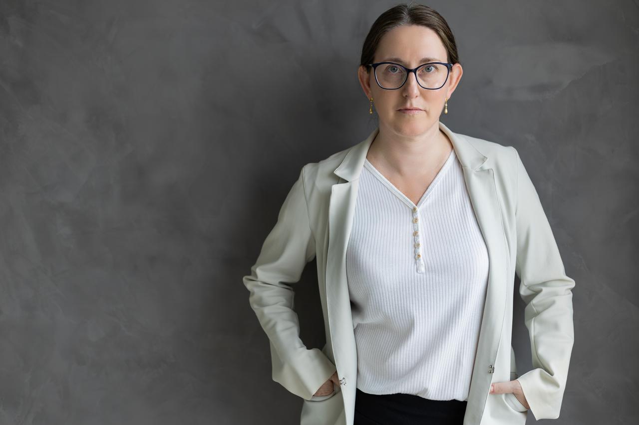Dra. Raquel Maureen Lang na Clínica Genuína